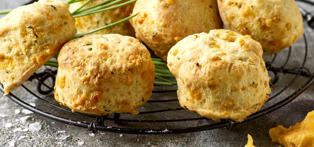 Cheddar scones